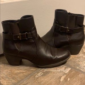 Ankle boots